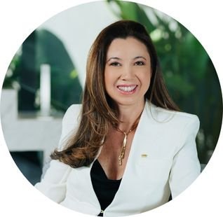 Dra. Gabriela Yano